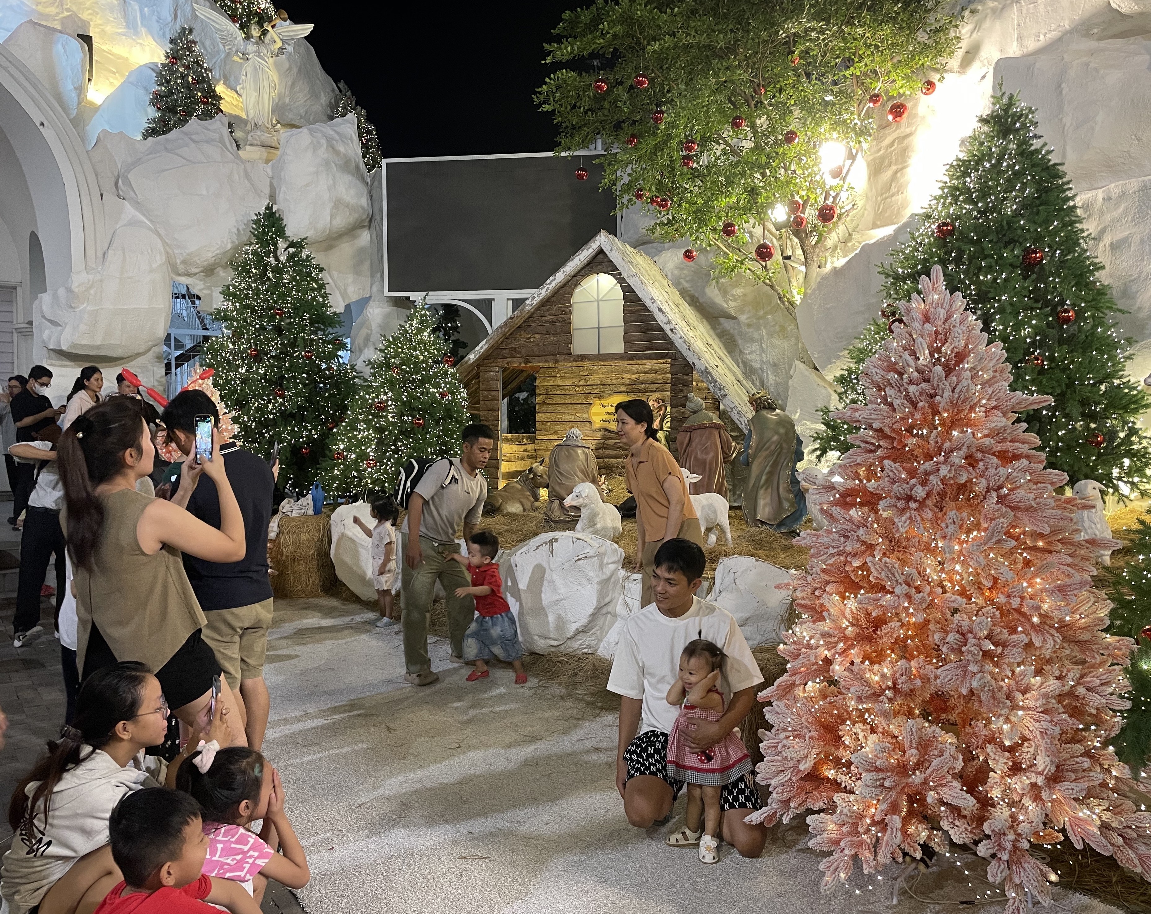 Khoảnh khắc mùa lung linh